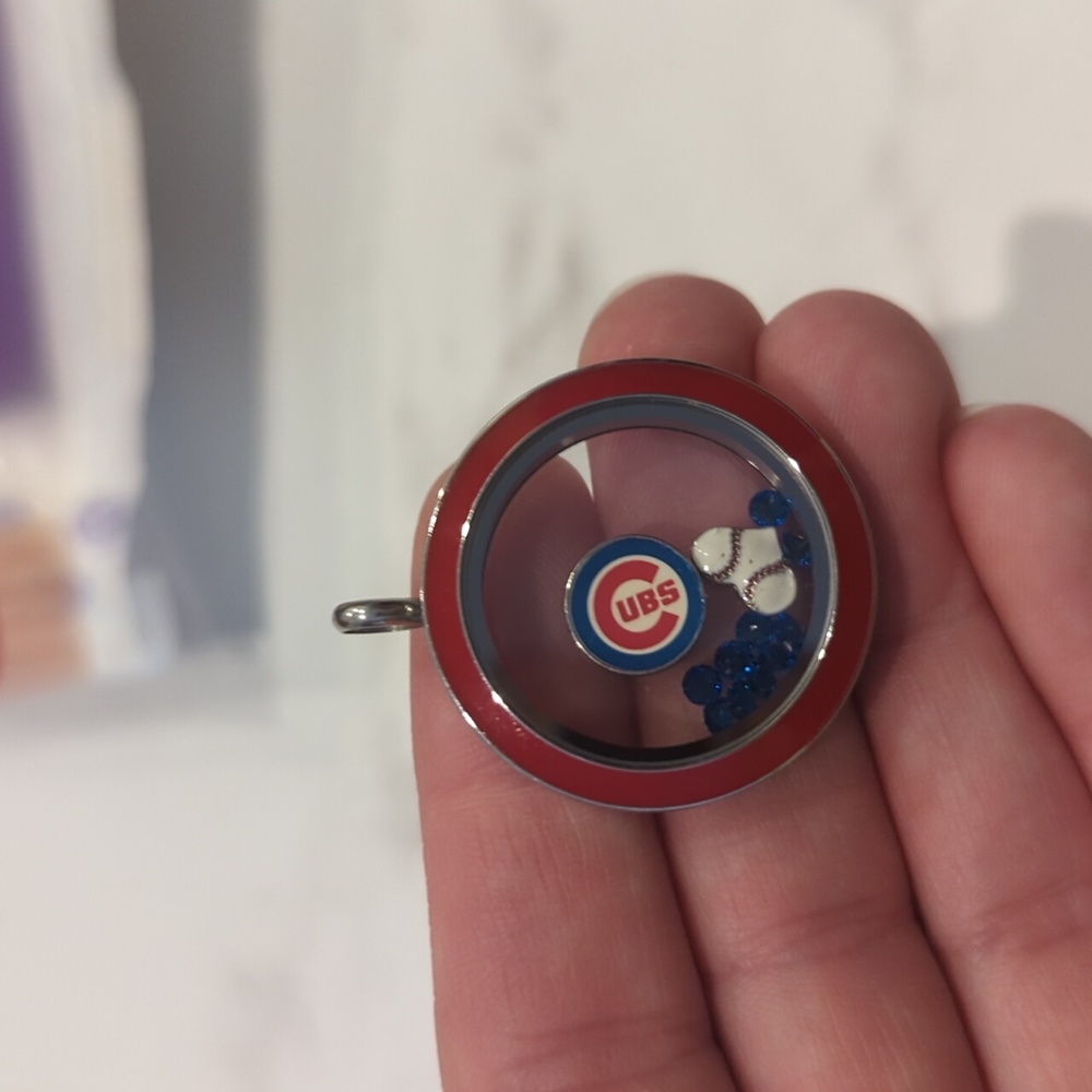 Cubs origami owl locket